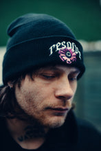 Load image into Gallery viewer, Flower Beanie
